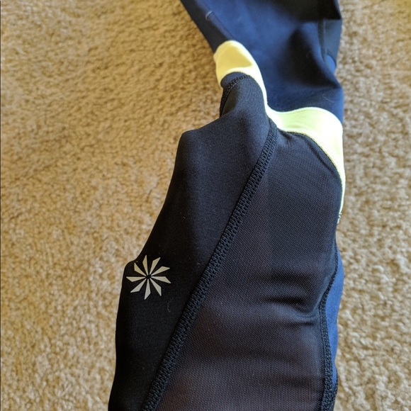 Colorblock mesh athleta workout leggings - Picture 2 of 4